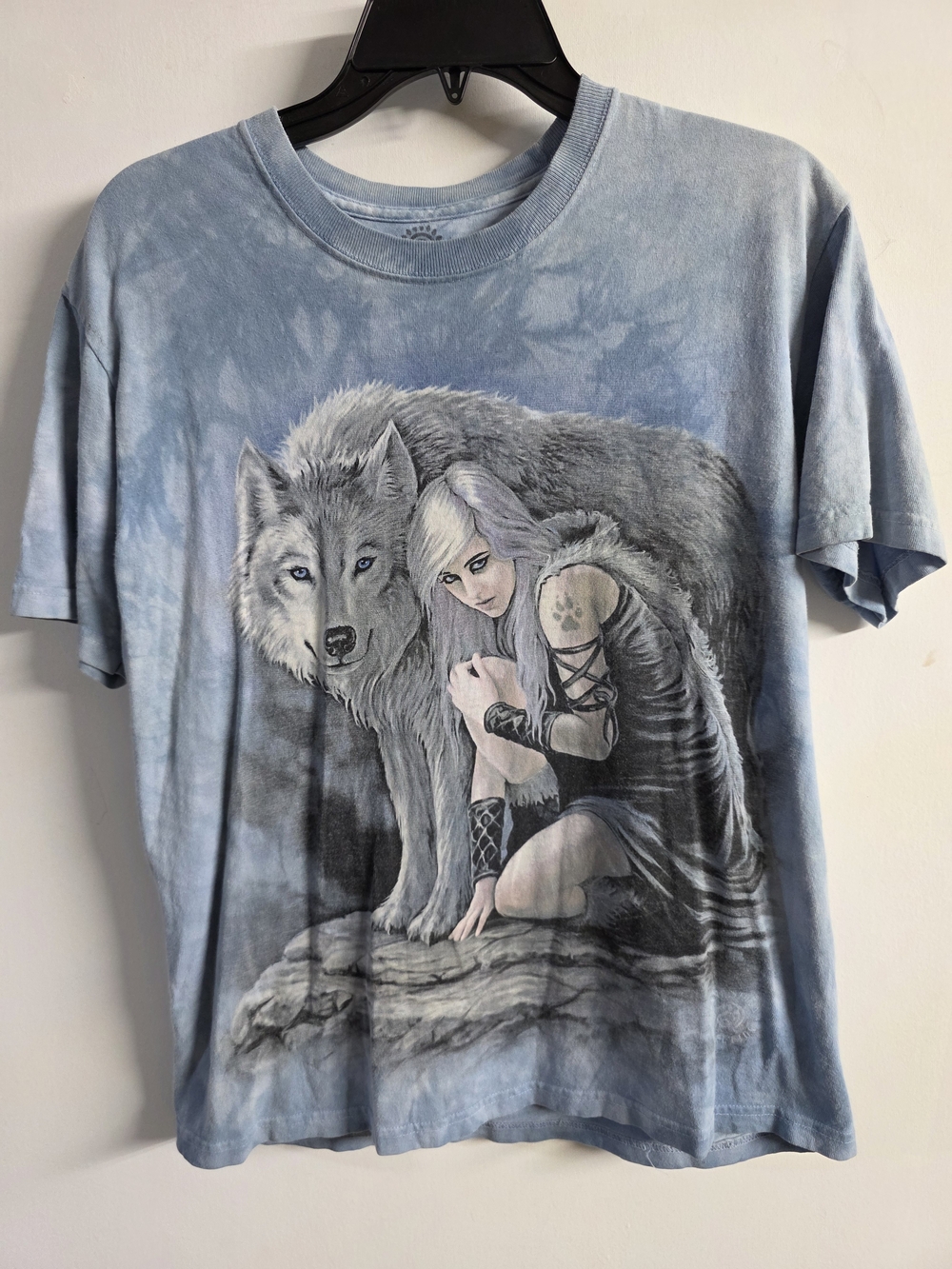 Wolf Graphic Short-Sleeve Tee Y2k Style Size Small- Light Blue